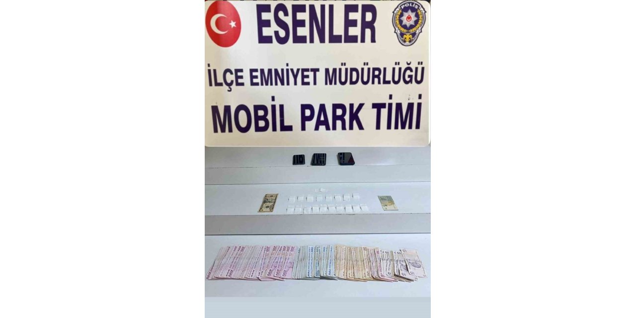 "PAPATYA YAPRAĞI" ŞİFRESİYLE UYUŞTURUCU SATAN ÇİĞ KÖFTECİYE BASKIN