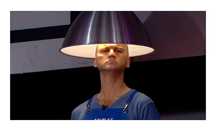 Masterchef Murat'ın işkence ettiği papağan öldü
