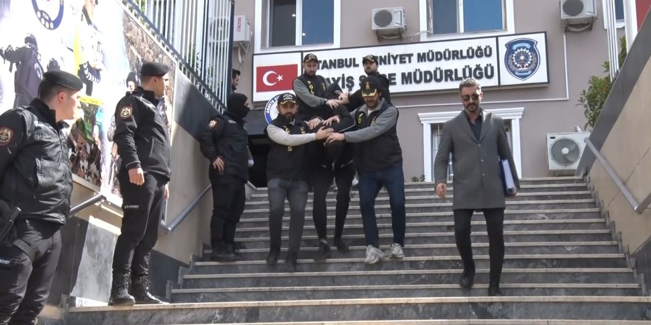 ŞİŞLİ’DE 2 KİŞİNİN ÖLDÜRÜLDÜĞÜ OLAYIN ŞÜPHELİLERİ ADLİYEYE SEVK EDİLDİ