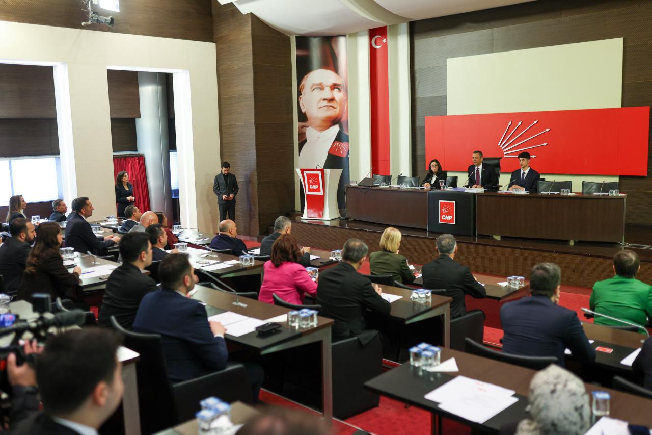 CHP Parti Meclisi, Genel Başkan Özgür Özel Başkanlığında Toplandı
