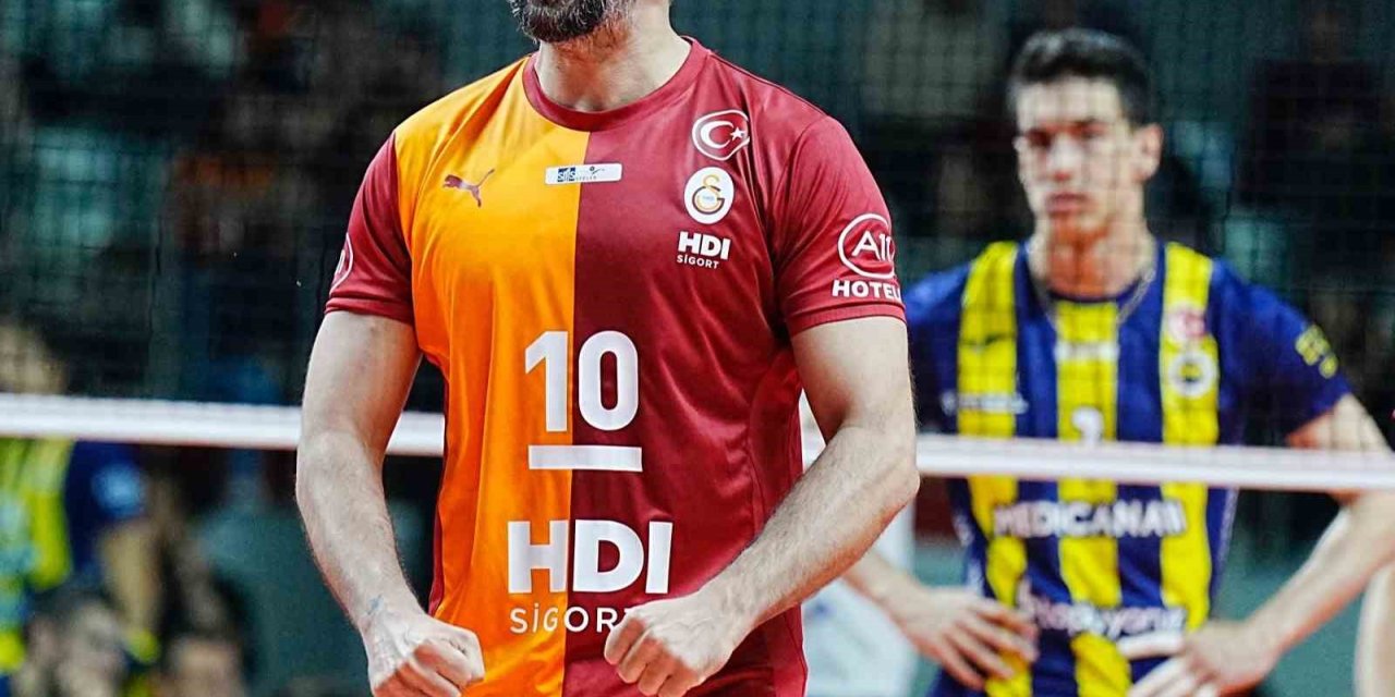 EFELER LİGİ: GALATASARAY: 3 - FENERBAHÇE: 0