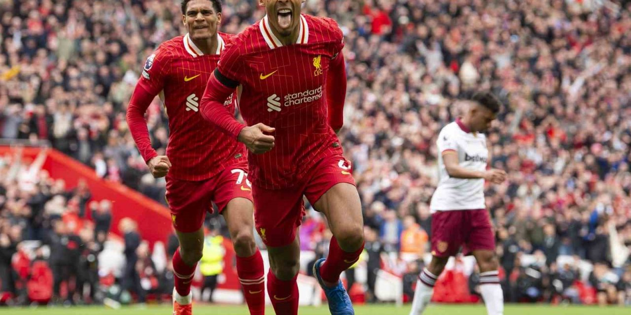 LİVERPOOL EVİNDE YENDİ, ARSENAL İLE FARKI 13’E ÇIKARDI