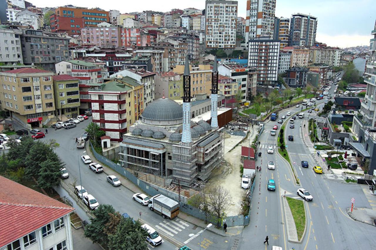 AYAZMA CAMİİ VE KÜLLİYESİ’NDE ÇALIŞMALAR TÜM HIZIYLA SÜRÜYOR