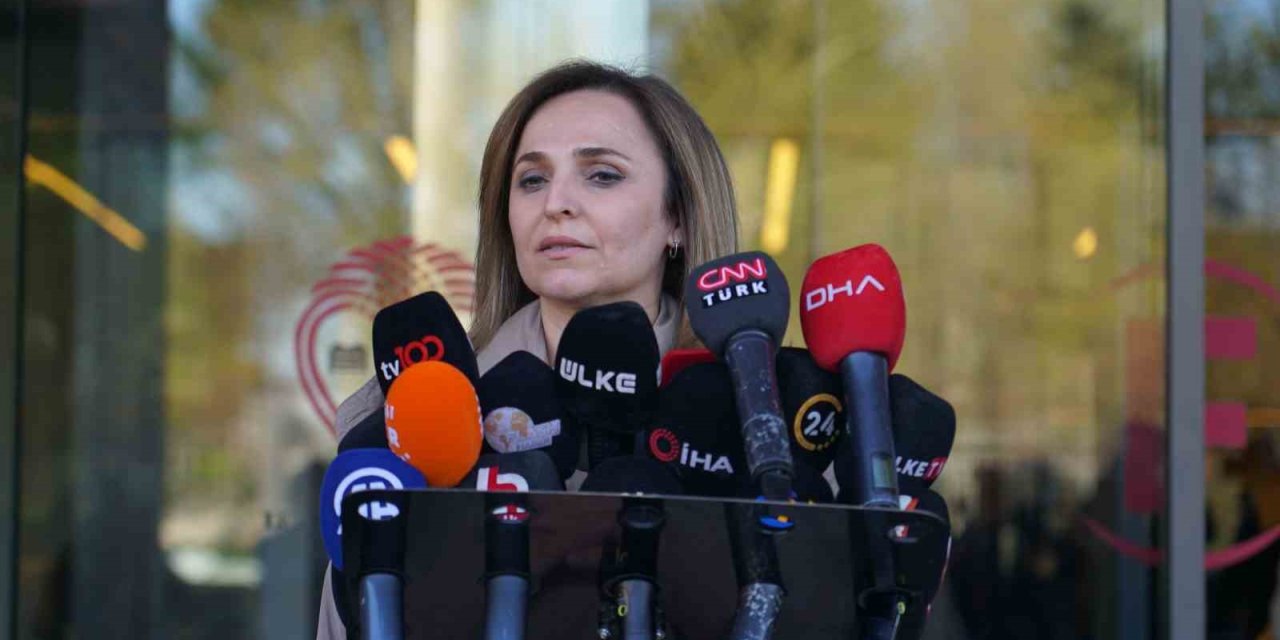 DEM PARTİ SÖZCÜSÜ AYŞEGÜL DOĞAN, "HENÜZ AMELİYAT TAMAMLANMADI"