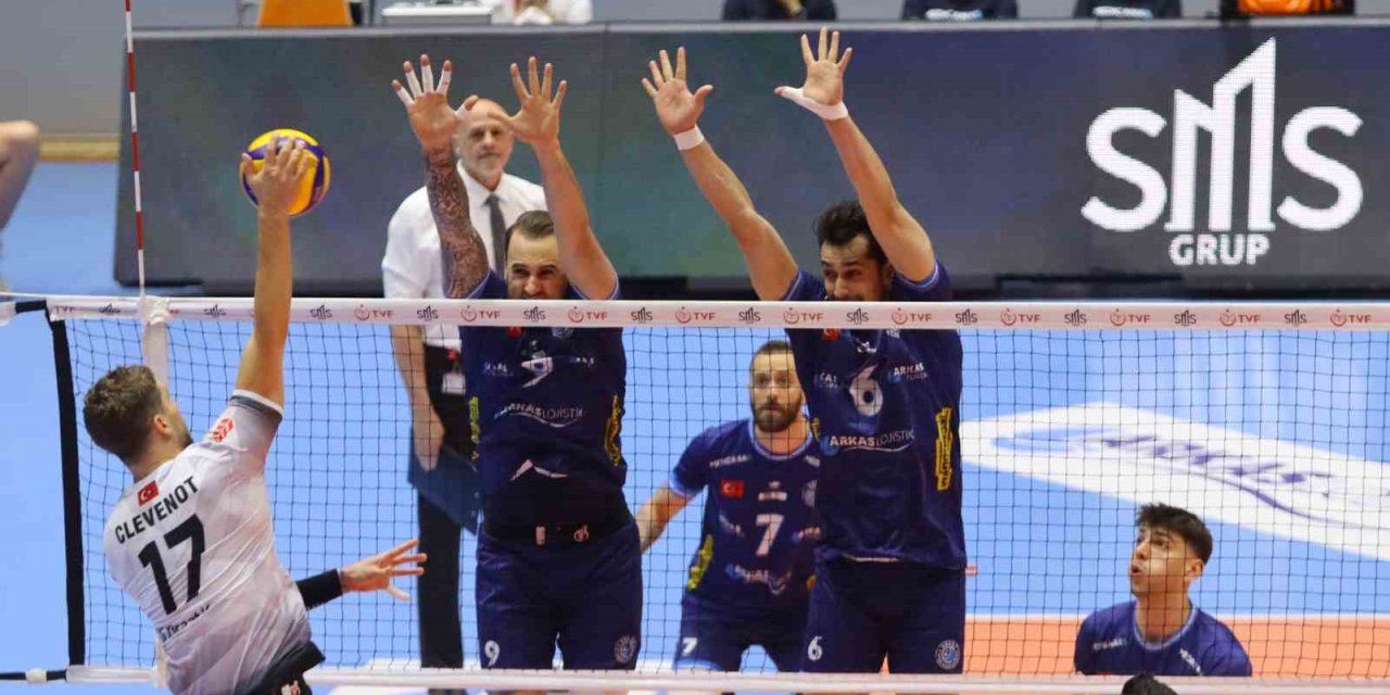 ZİRAAT BANKKART, EFELER LİGİ’NDE FİNALDE