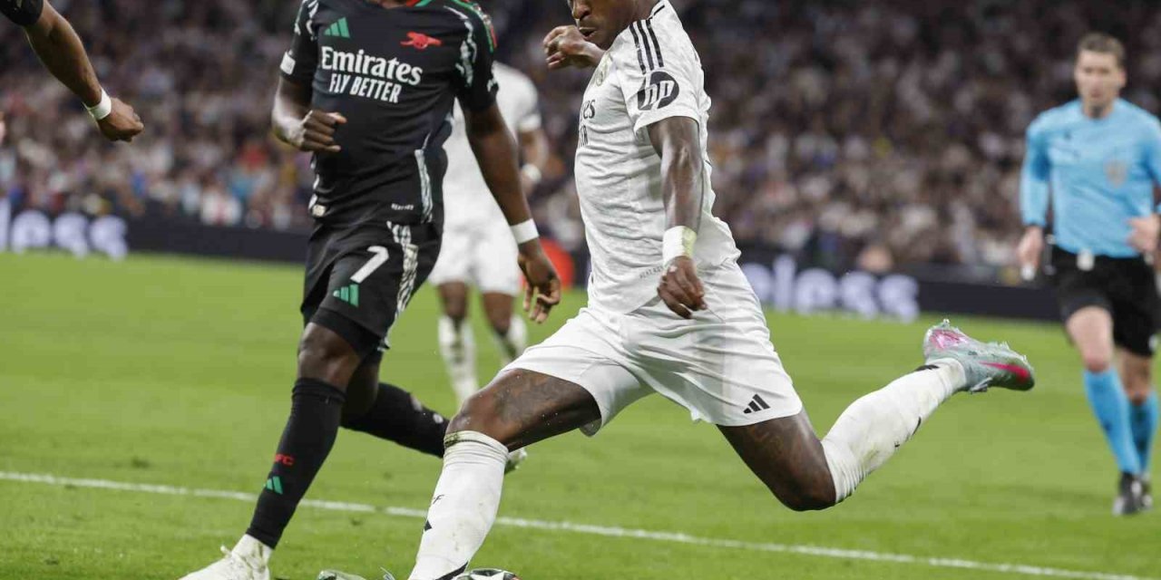 INTER VE ARSENAL YARI FİNALDE