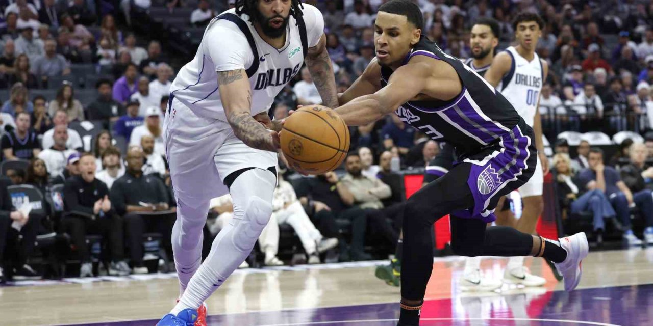 DALLAS MAVERİCKS, SACRAMENTO KİNGS DEPLASMANINDA KAZANDI