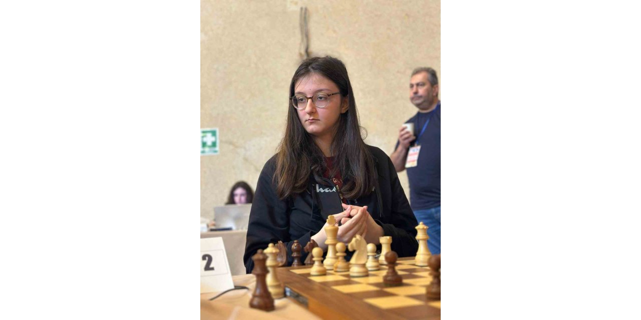 WCM ARYA AYDOĞAN DÜNYA ŞAMPİYONU