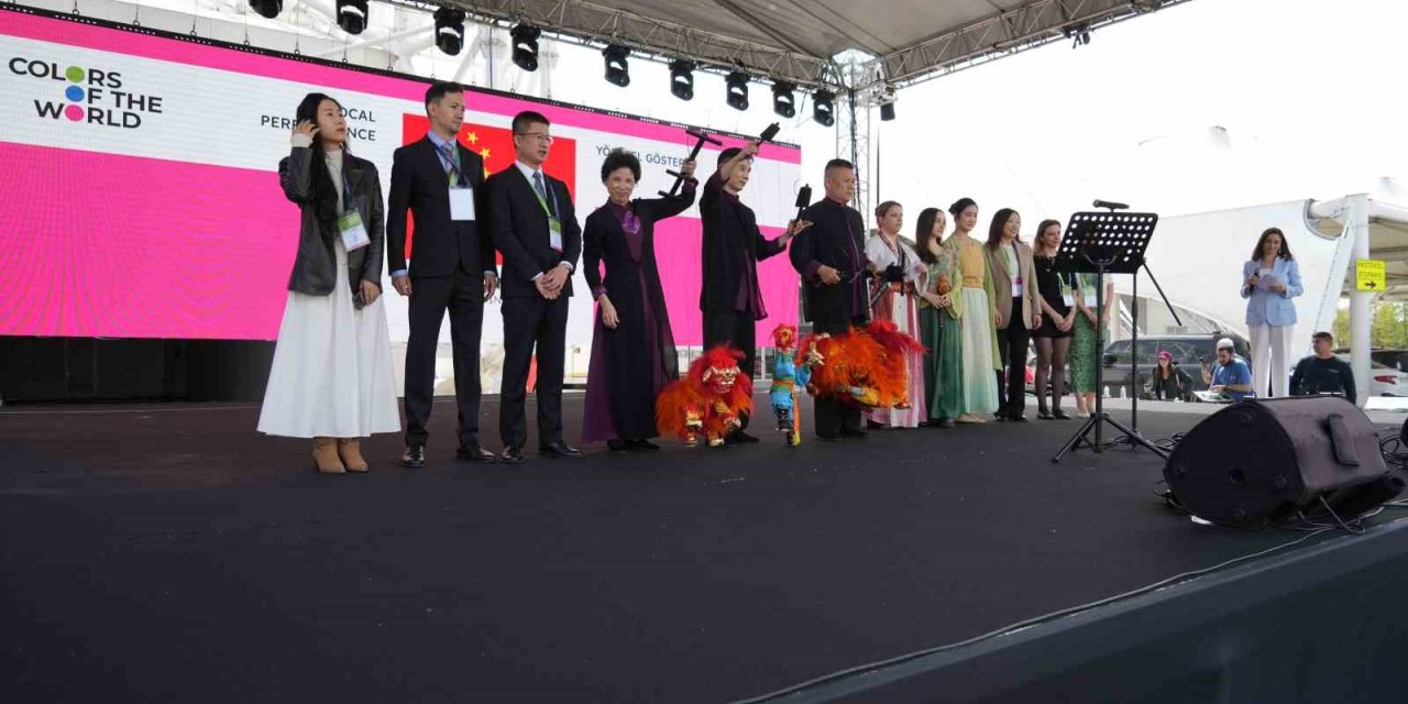 İSTANBUL’DA 20 FARKLI ÜLKENİN LEZZETLERİ GÖRÜCÜYE ÇIKTI