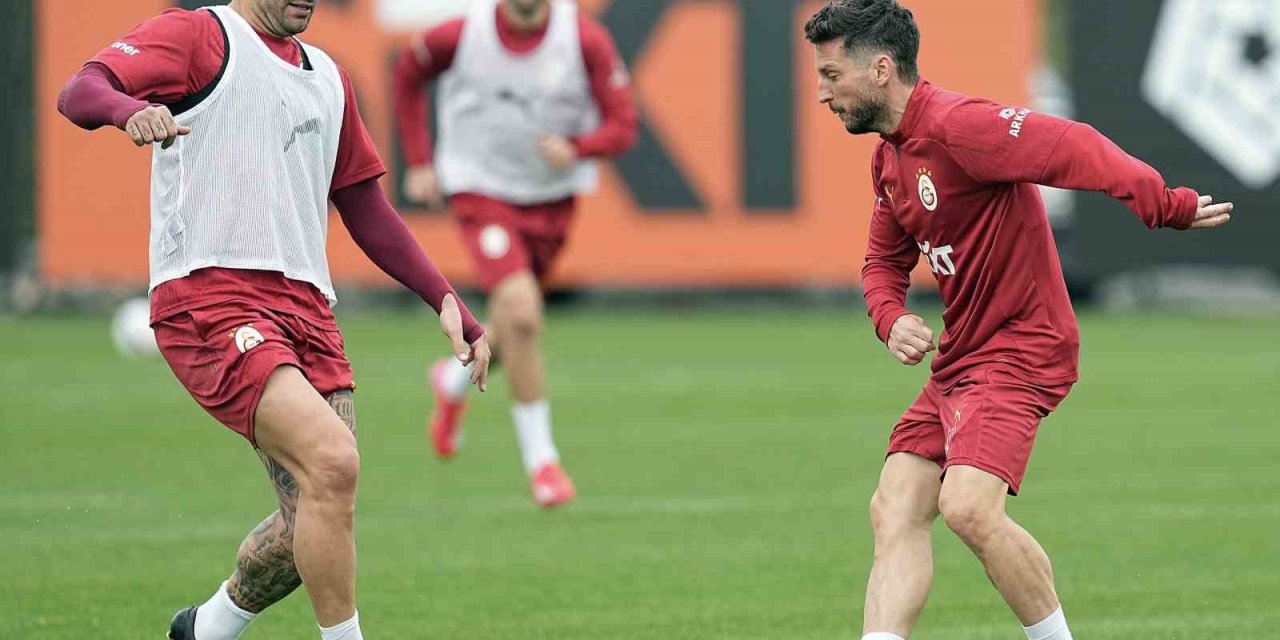 GALATASARAY, KONYASPOR MAÇI HAZIRLIKLARINA DEVAM ETTİ