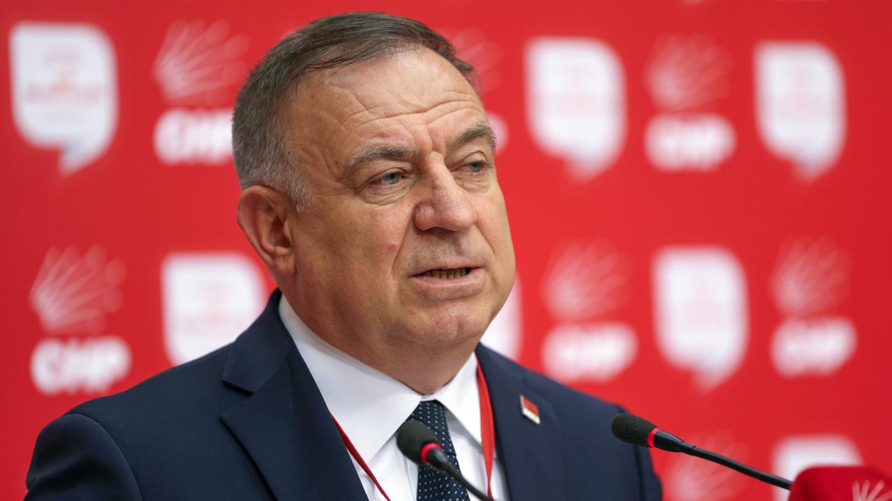 Gökan Zeybek: Demek ki Neymiş, Maksat Filistin ve Gazze Halkıyla Dayanışma Değilmiş