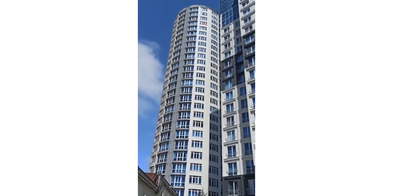 İSTANBUL’DA 6,2 BÜYÜKLÜĞÜNDEKİ DEPREMDE REZİDANS BÖYLE SALLANDI