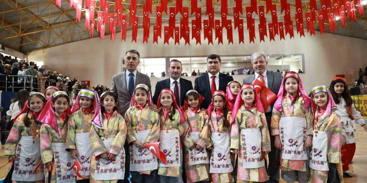 SULTANBEYLİ’DE 23 NİSAN COŞKUSU