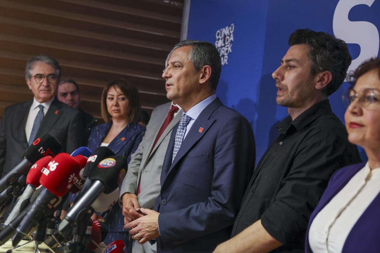 CHP Genel Başkanı Özgür Özel: “Türk Siyasetinin En Soldan En Sağa Destek Verdiği Süreçler Yaşıyoruz”