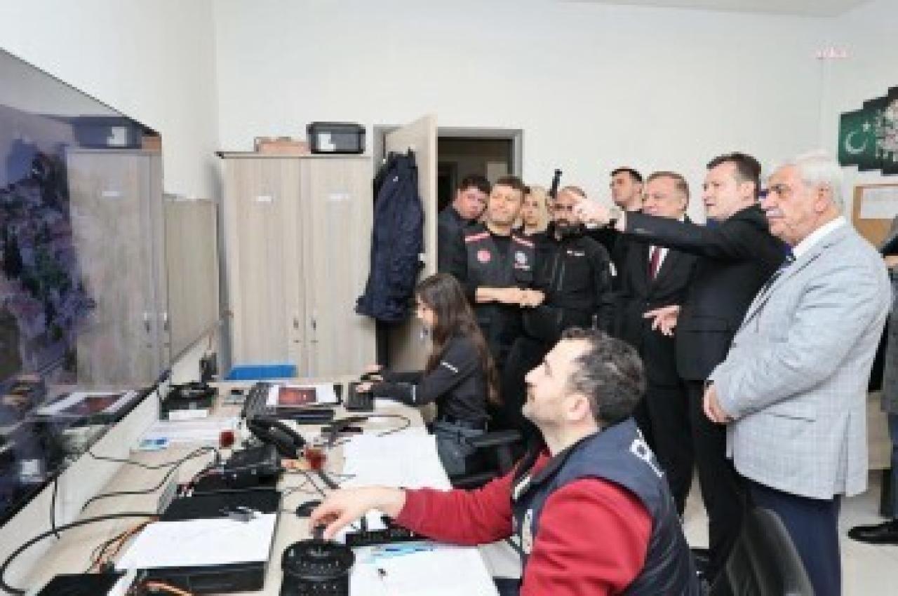 Gökan Zeybek’ten Silivri Afet Koordinasyon Merkezi'ne Ziyaret