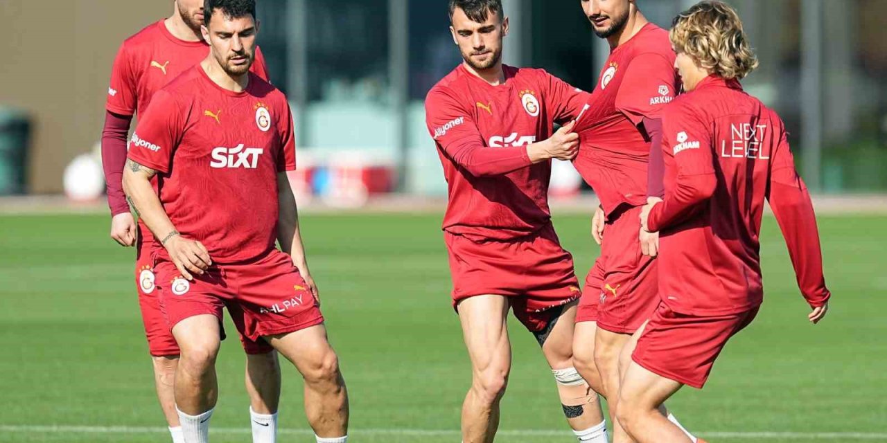 GALATASARAY, EYÜPSPOR MAÇI HAZIRLIKLARINI TAMAMLADI