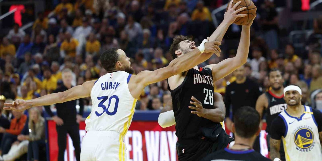 ALPEREN ŞENGÜN’ÜN DOUBLE-DOUBLE PERFORMANSI HOUSTON’A YETMEDİ