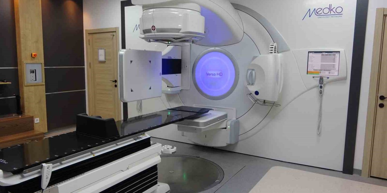 KANSER TEDAVİSİNDE ’YENİ NESİL RADYOTERAPİ’ DÖNEMİ BAŞLADI