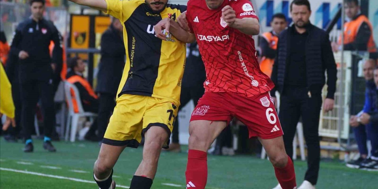 TRENDYOL 1. LİG: İSTANBULSPOR: 5 - PENDİKSPOR: 2