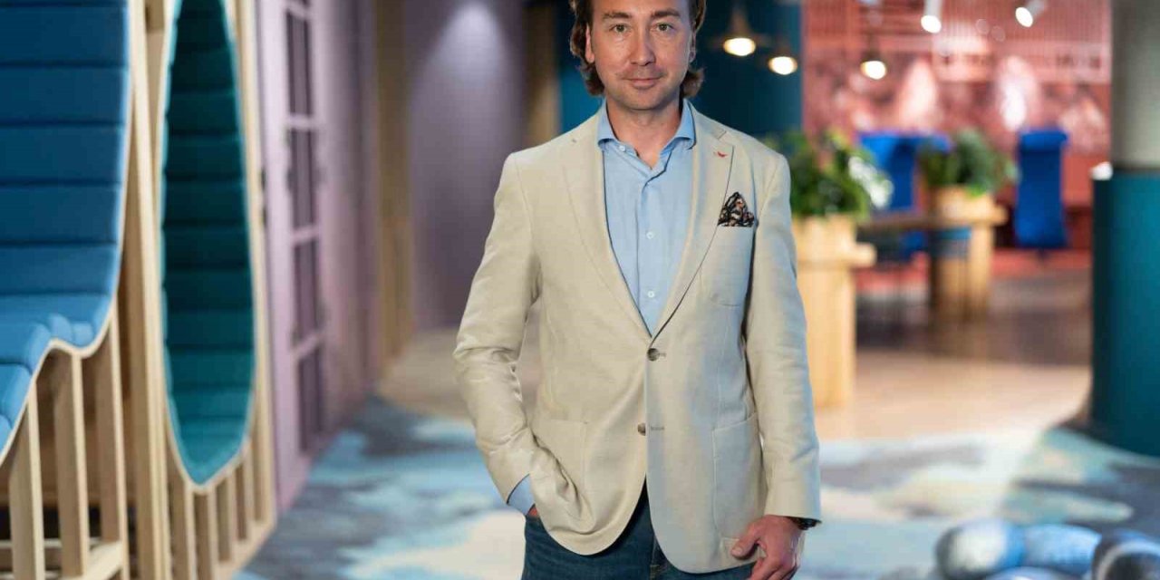 NEOHUB SEKİZ YENİ GİRİŞİMLE YAPAY ZEKA ETKİLEŞİM PROGRAMI’NI BAŞLATTI