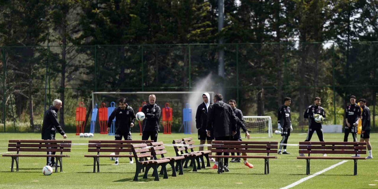 BEŞİKTAŞ, FENERBAHÇE MAÇI HAZIRLIKLARINI SÜRDÜRDÜ