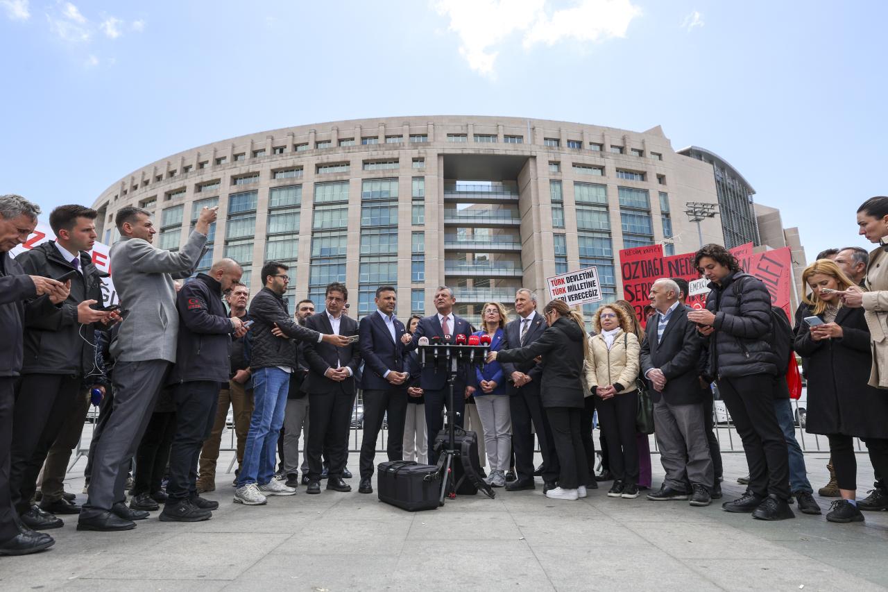 CHP Lideri Özgür Özel: “İstanbul Cumhuriyet Başsavcısı Dışında Herkes Bu Davanın Görülmemesi Konusunda Mutabık”