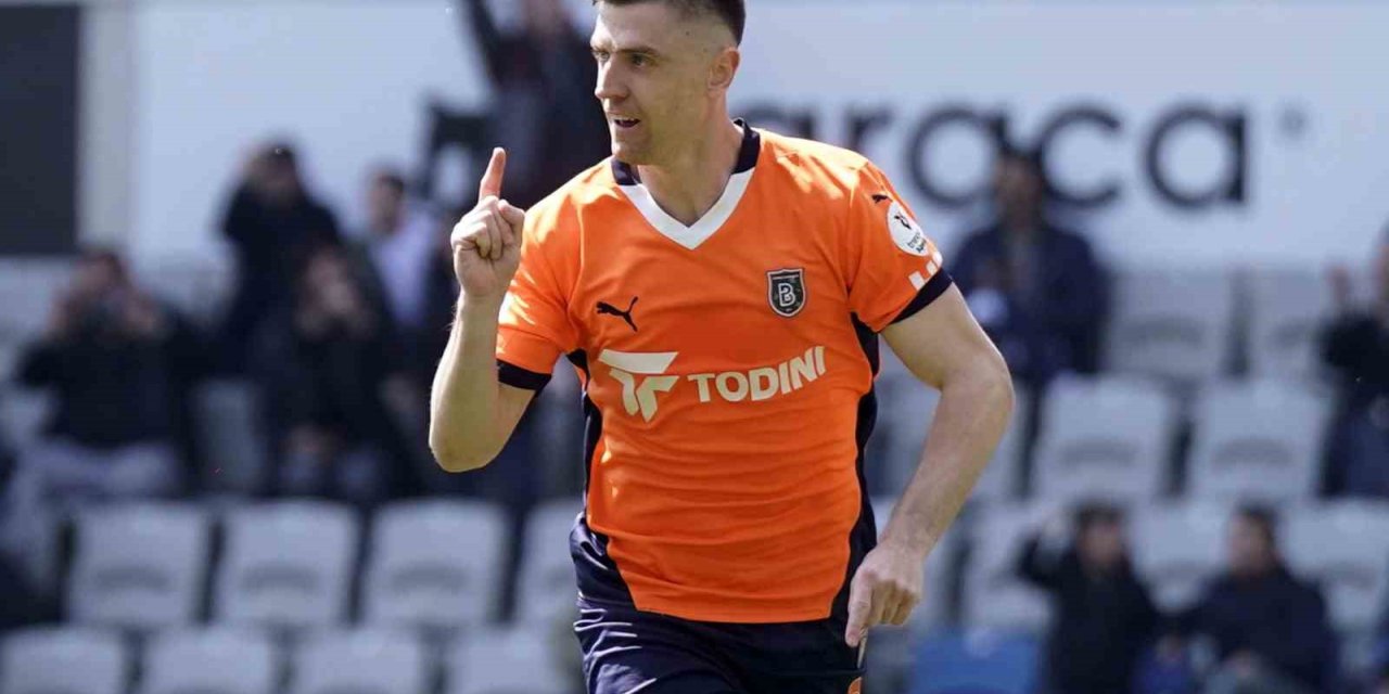 TAHKİM KURULU, KRZYSZTOF PİATEK’İN CEZASINI 1 MAÇA İNDİRDİ