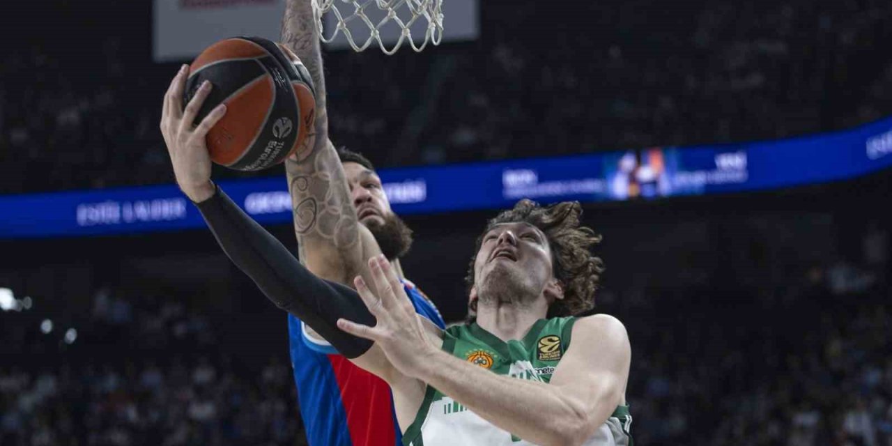 THY EUROLEAGUE: A. EFES: 77 - PANATHİANAİKOS: 81