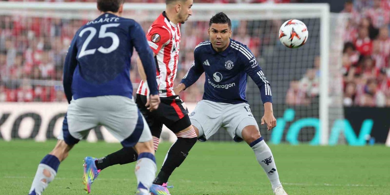 MANCHESTER UNİTED, İSPANYA’DA FARKLI KAZANDI