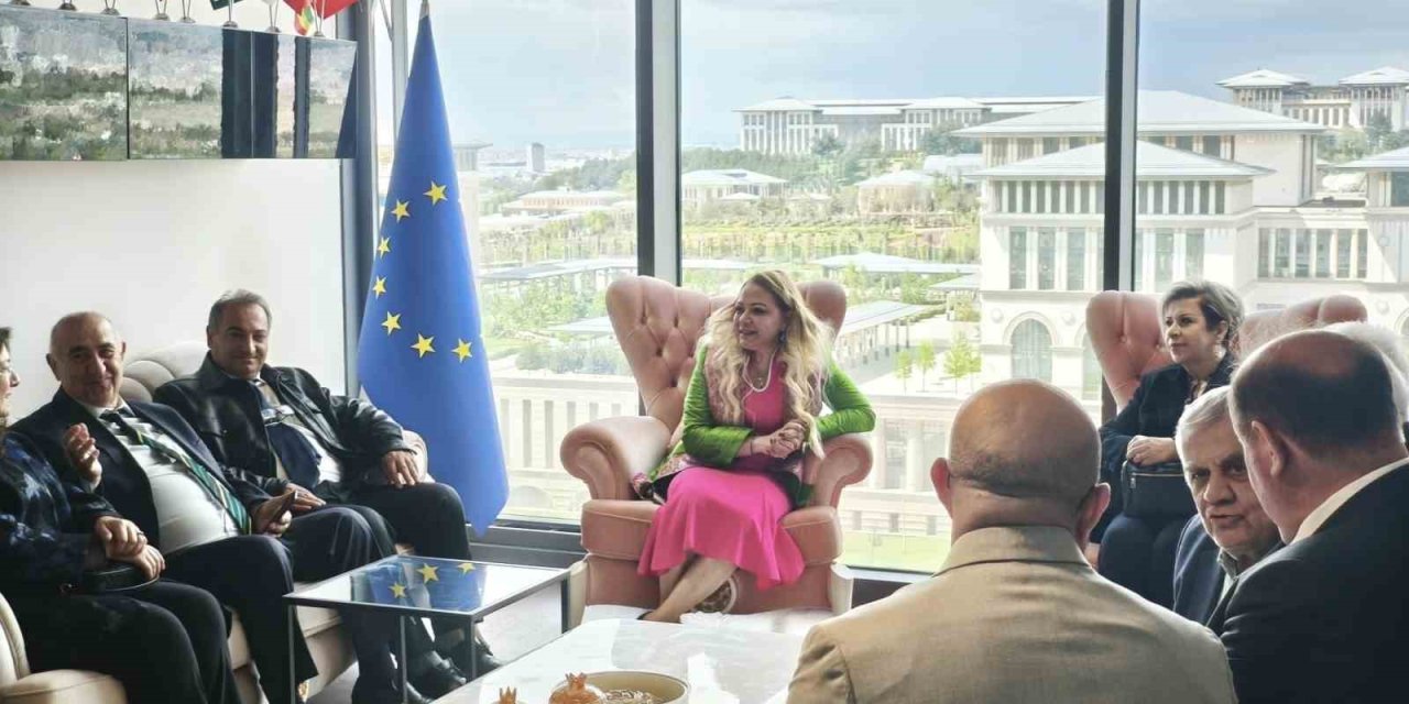 SAĞLIK TURİZMİ KONFEDERASYONU YENİ OFİSİNİ AÇTI