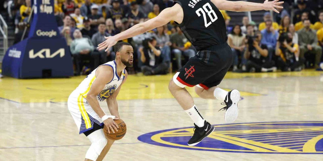 ALPEREN ŞENGÜN, GOLDEN STATE KARŞISINDA DOUBLE-DOUBLE YAPTI