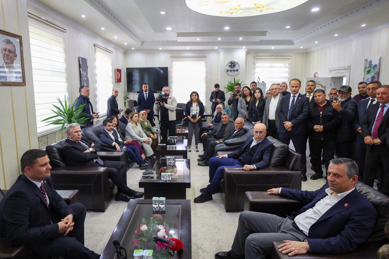 CHP Genel Başkanı Özgür Özel, Ankara Şereflikoçhisar'da...