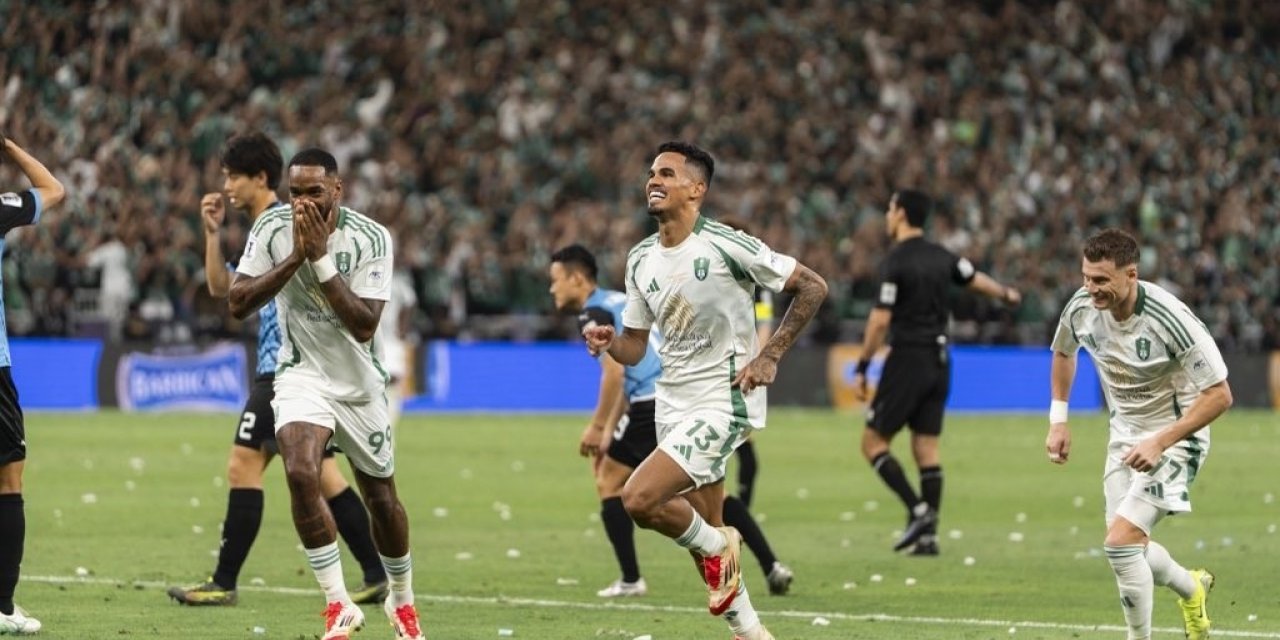 MERİH DEMİRAL’IN TAKIMI AL-AHLİ, ŞAMPİYONLAR LİGİ’NDE ŞAMPİYON OLDU