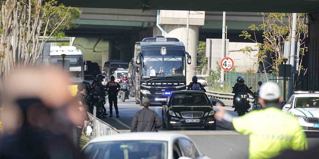 BEŞİKTAŞ, DERBİ İÇİN ÜLKER STADYUMU’NA GELDİ