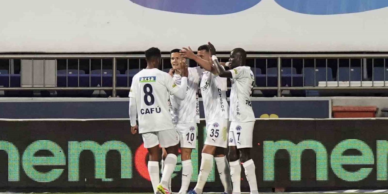 TRENDYOL SÜPER LİG: KASIMPAŞA: 1 - TRABZONSPOR: 0 (İLK YARI)