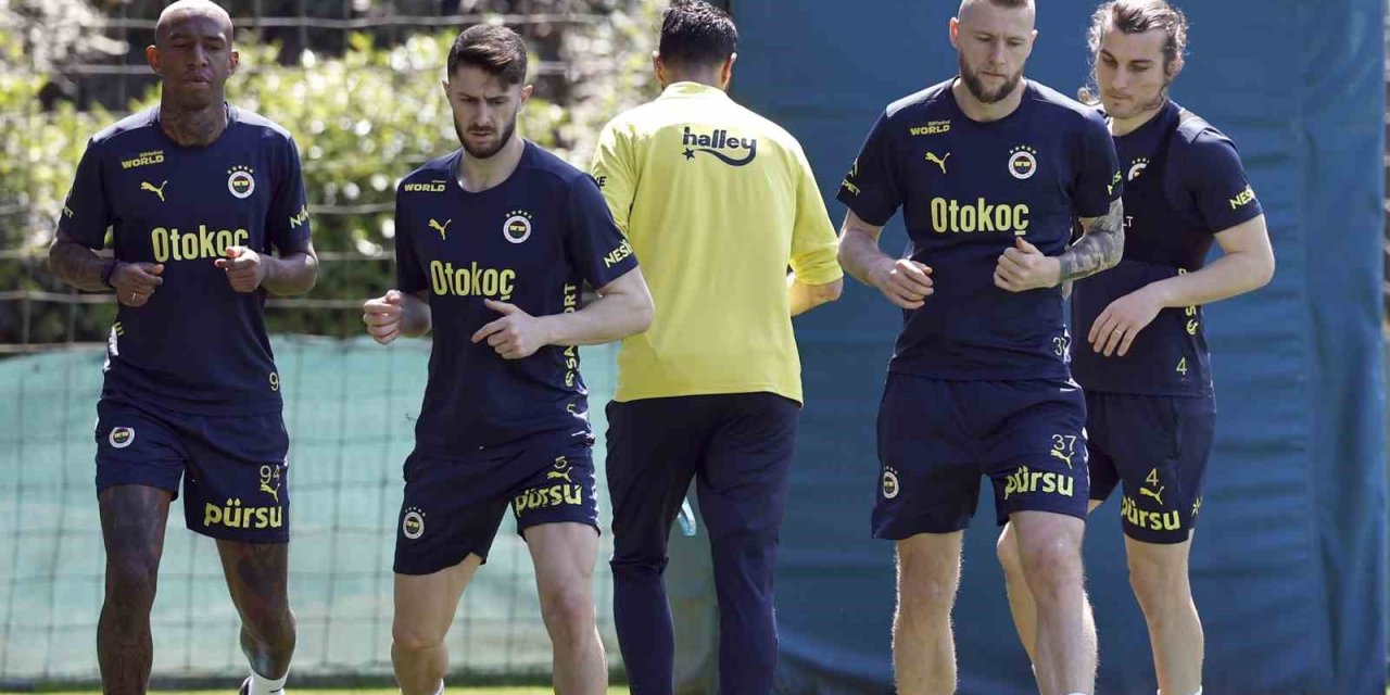 FENERBAHÇE’DE, BAŞAKŞEHİR MAÇI HAZIRLIKLARI BAŞLADI