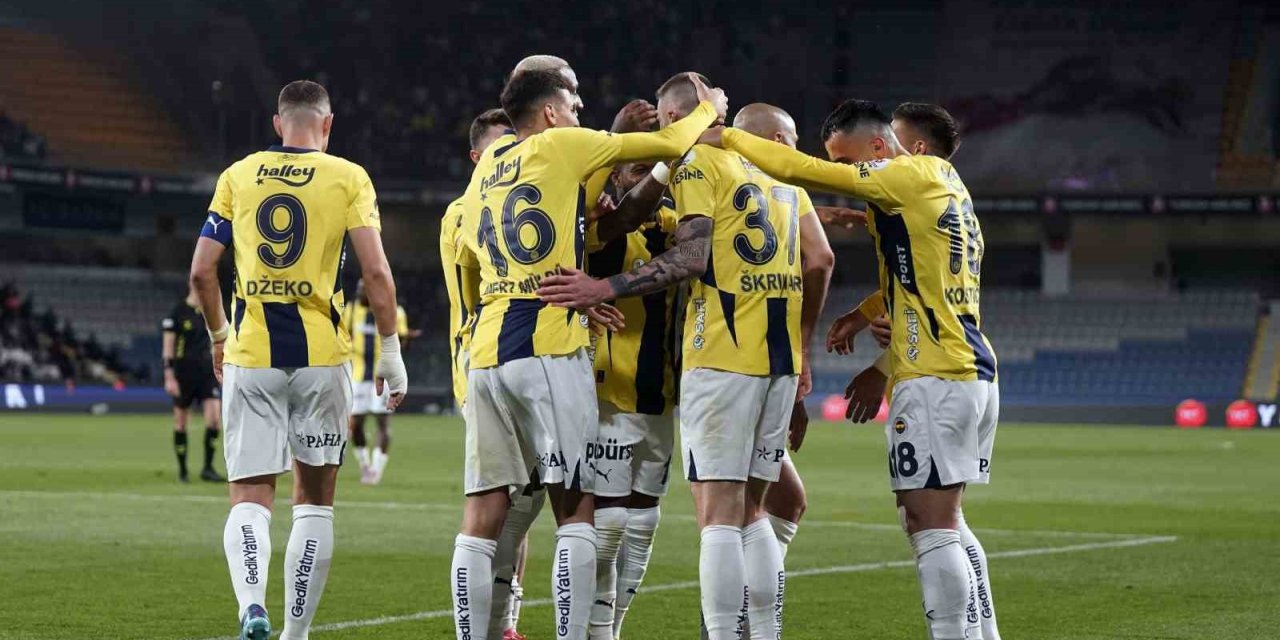 TRENDYOL SÜPER LİG: RAMS BAŞAKŞEHİR: 1 - FENERBAHÇE: 4 (MAÇ SONUCU)