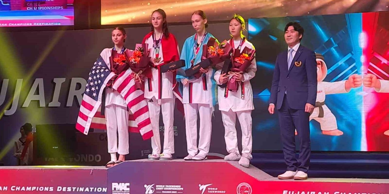 SENA YILMAZ, TAEKWONDODA DÜNYA ŞAMPİYONU