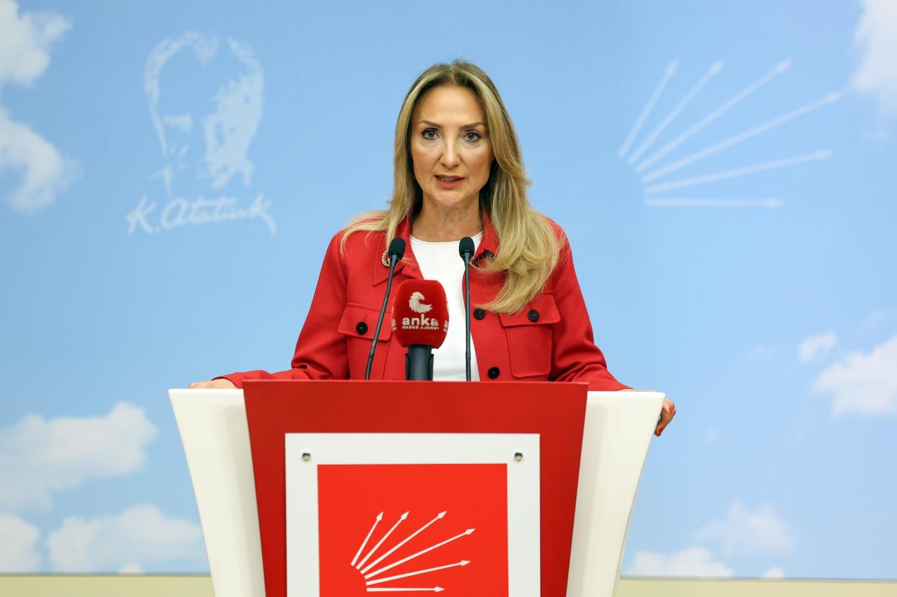 Aylin Nazlıaka: “Kırmızı Bayrak Projesi’nin İlk Uygulamasını Genel Başkanımız Özel’in Liderliğinde İstanbul’da Başlatıyoruz”