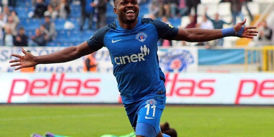 Kasımpaşa’nın vazgeçilmezleri Veysel Sarı ve Eduok