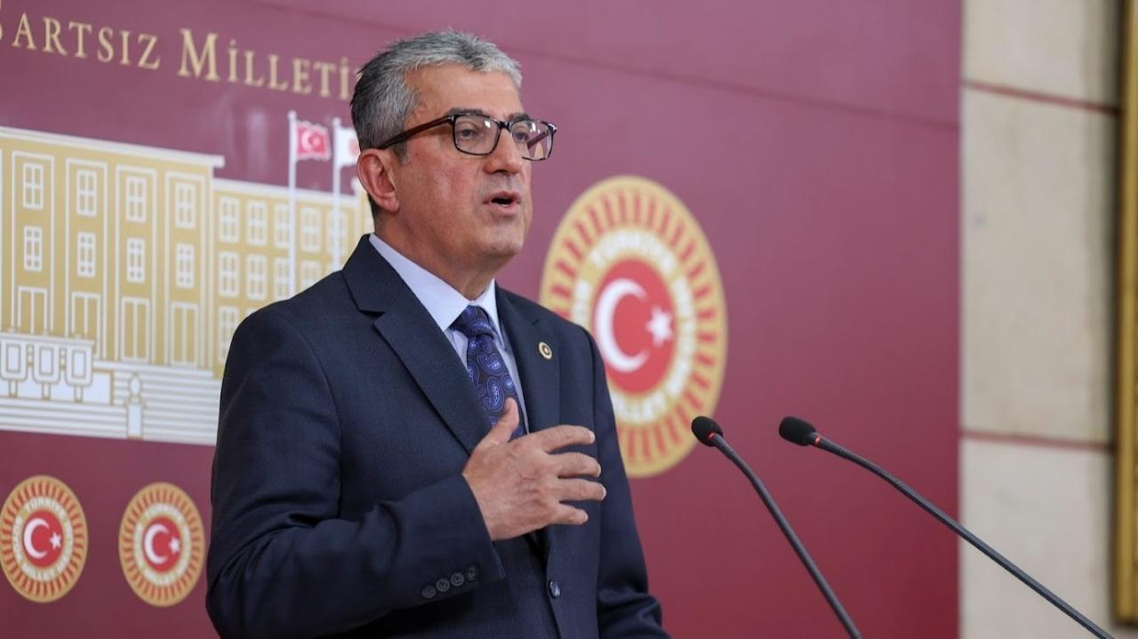 Gökhan Günaydın: Lozan, 85 Milyonun Demokratik Haklarının Sınırını Çizmektedir