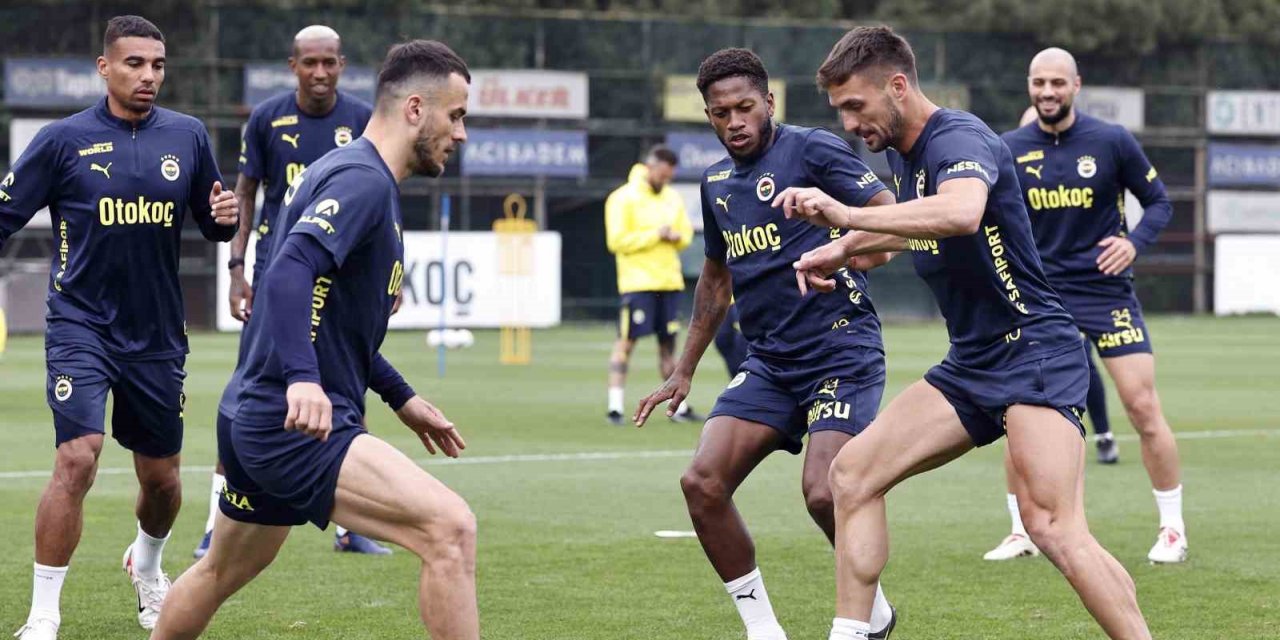 FENERBAHÇE’DE EYÜPSPOR MESAİSİ DEVAM ETTİ