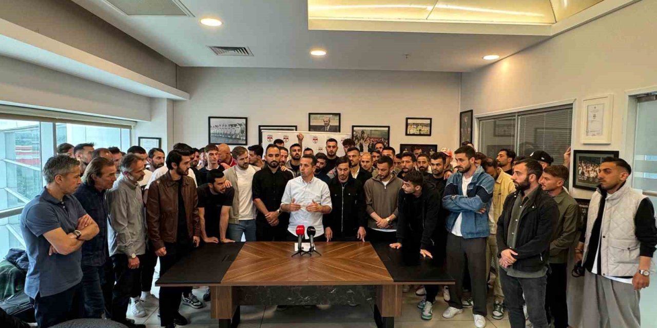 SAFFET AKYÜZ: "TFF 3. LİG’DE YAŞ KISITLAMASININ OLMAMASI GEREKTİĞİNE İNANIYORUZ"