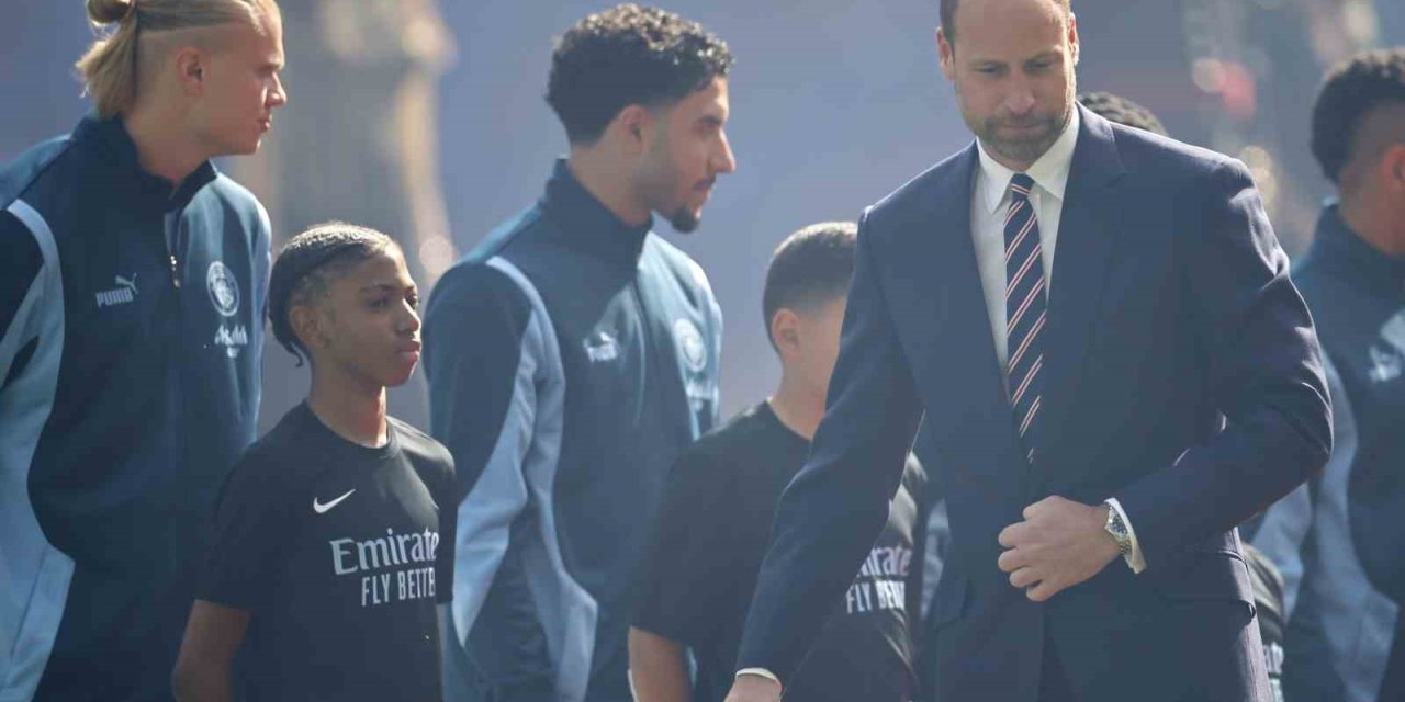 FA CUP ŞAMPİYONU CRYSTAL PALACE