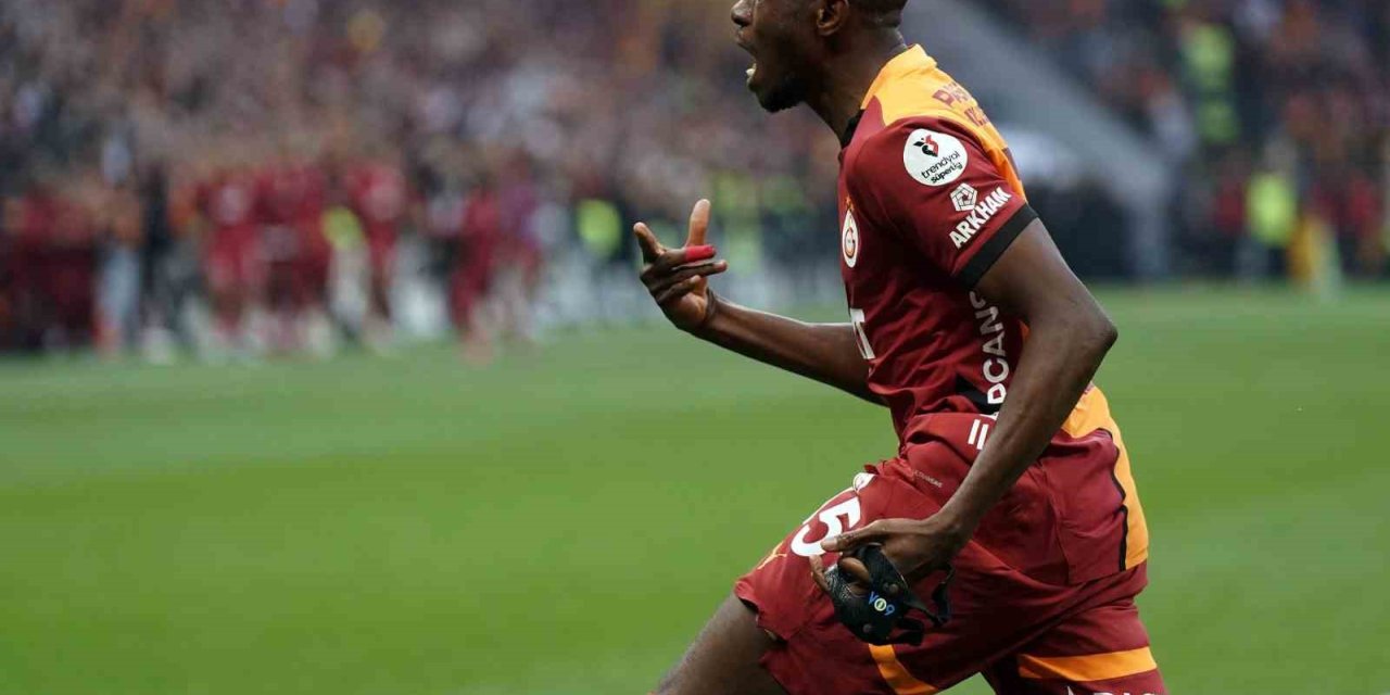 VİCTOR OSİMHEN BU SEZON 36. GOLÜNÜ ATTI