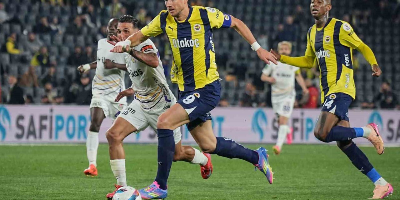 EDİN DZEKO, BU SEZONKİ 21. GOLÜNÜ KAYDETTİ