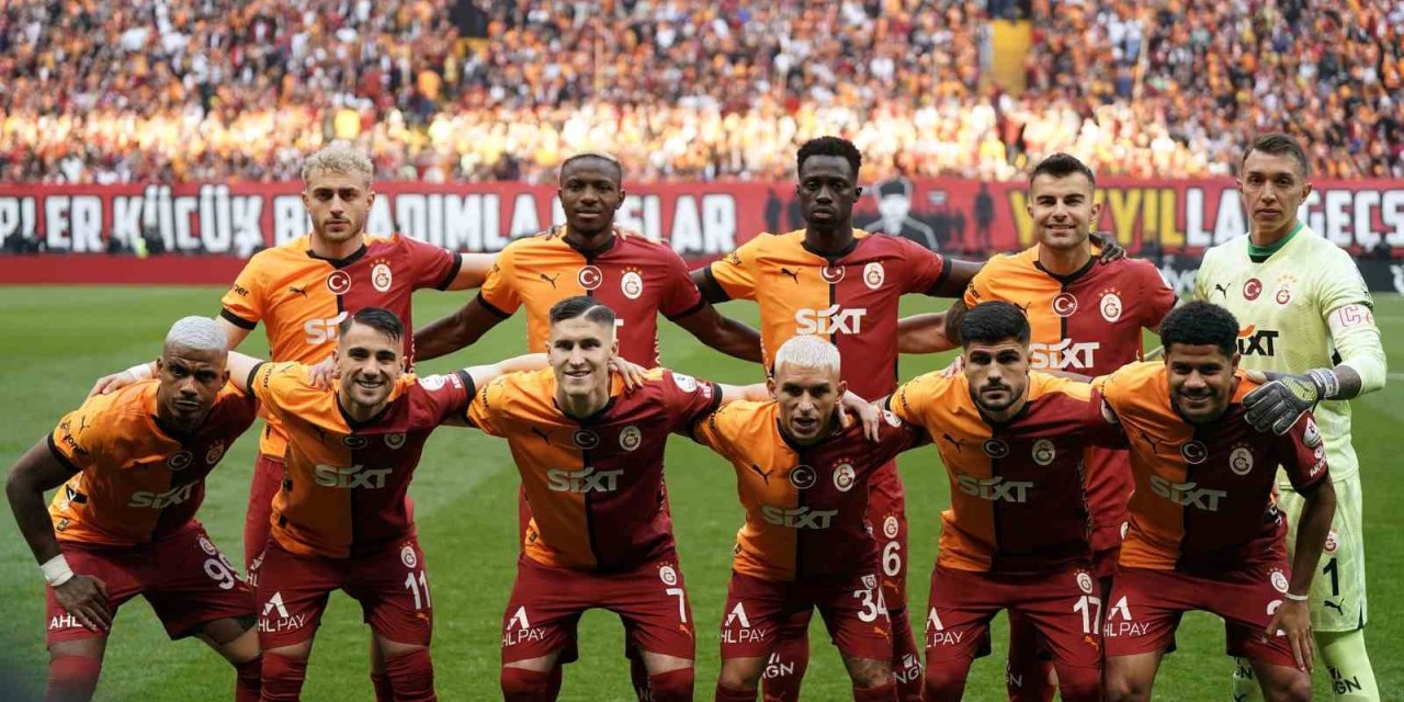 GALATASARAY,  8. KEZ SÜPER LİG VE TÜRKİYE KUPASI’NI BİRLİKTE KAZANDI