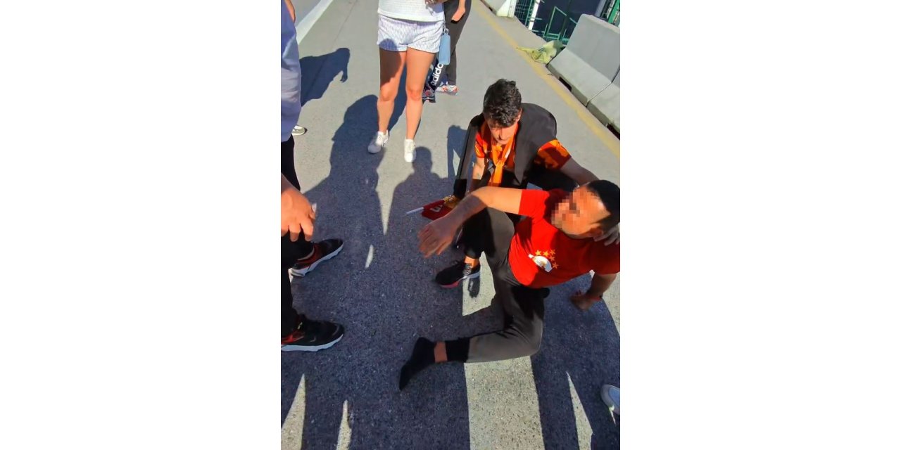 KADIKÖY’DE GALATASARAYLI TARAFTARA SİLAHLI SALDIRI KAMERADA