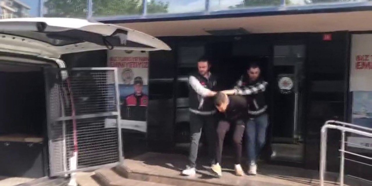 KADIKÖY’DE GALATASARAY TARAFTARINA SİLAHLA ATEŞ EDEN ŞÜPHELİ ADLİYEYE SEVK EDİLDİ