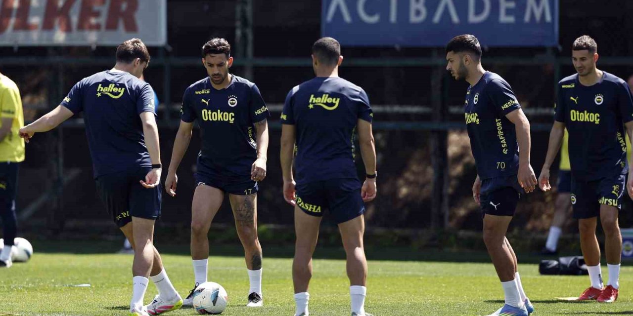 FENERBAHÇE, ATAKAŞ HATAYSPOR MAÇI HAZIRLIKLARINI SÜRDÜRDÜ